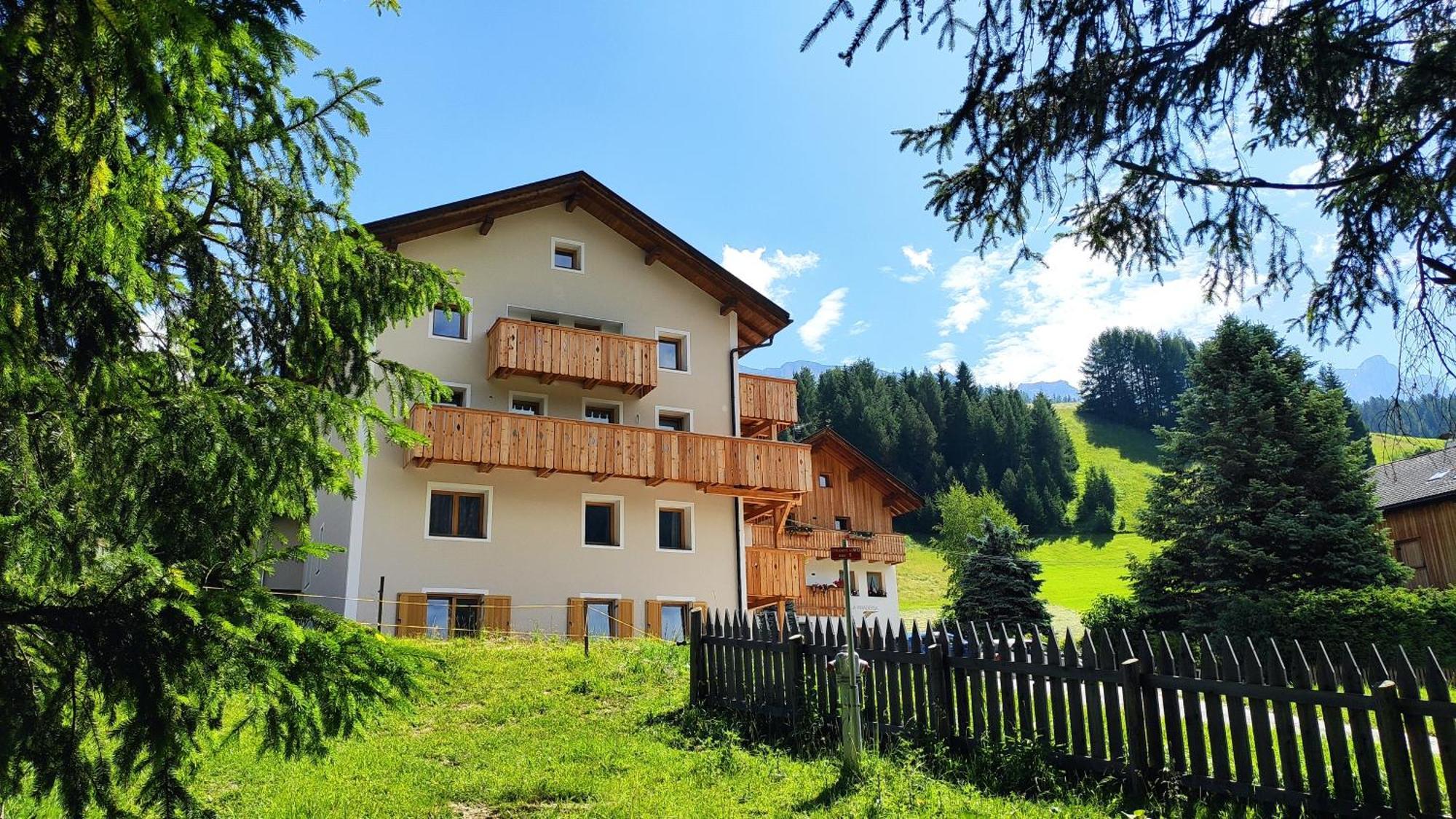 Villa Erica Badia  Exterior foto