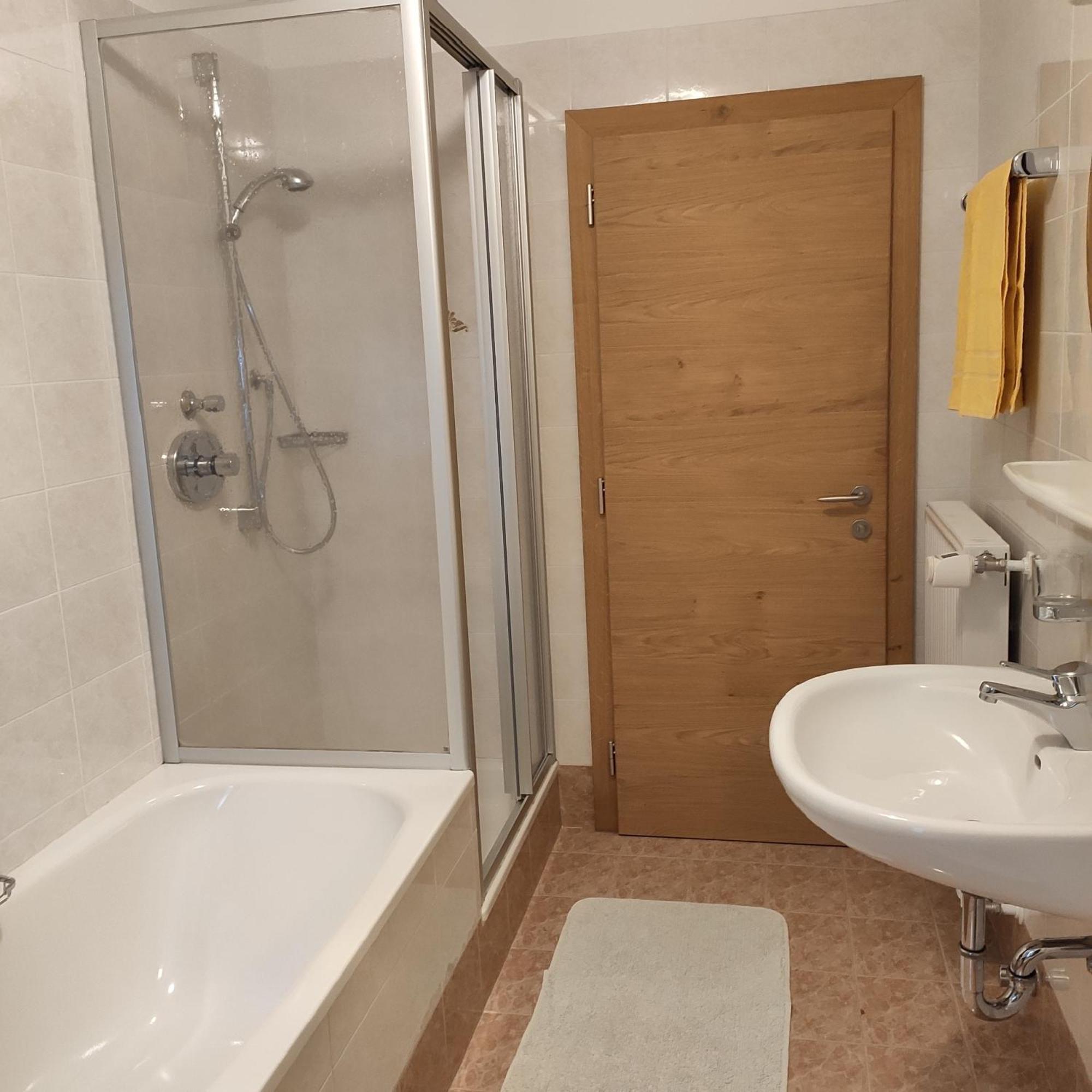 Villa Erica Badia  Habitación foto